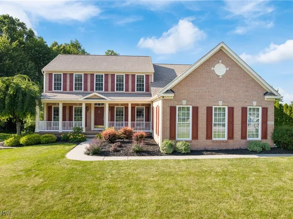 4491 Binfield Cir, Uniontown, OH 44685