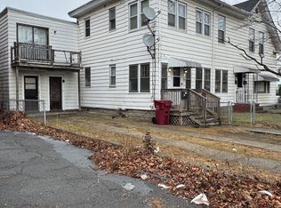 89 Mammoth Rd, Lowell, MA 01854