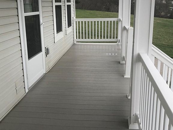 4th image of 109 Ingold St