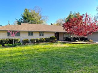 2921 E Avalon Dr, Springfield, MO 65804