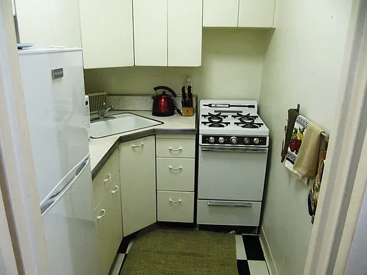 Rented by Corcoran | media 10