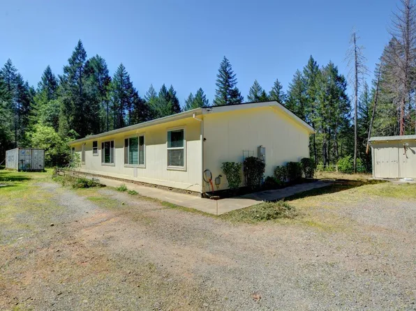 455 Lake Shore Dr, Selma, OR 97538