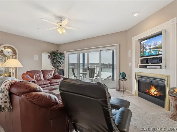 36 Monarch Cove Ct #2C, Lake Ozark, MO 65049