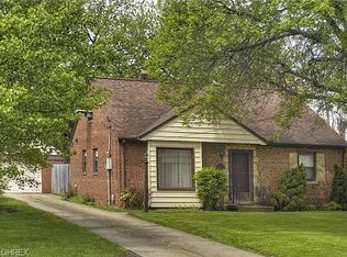 2020 Northview Rd, Rocky River, OH 44116