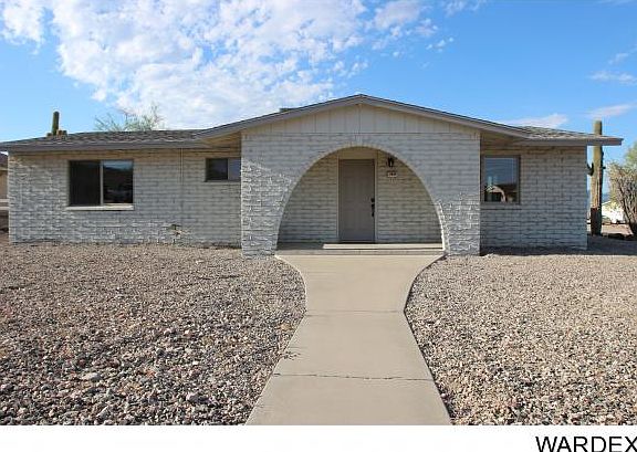3rd image of 3484 Chemehuevi Blvd
