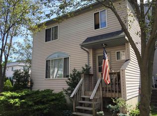 38 Forest Ln, Staten Island, NY 10307