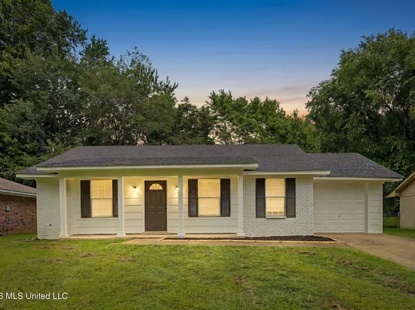 3590 Pembrook Dr, Horn Lake, MS 38637