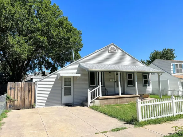 602 E 10th Ave, Hutchinson, KS 67501