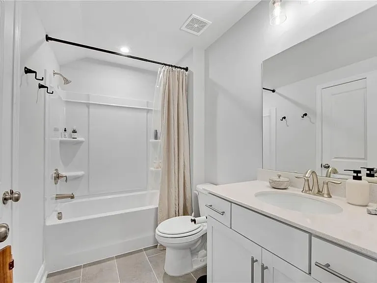 400 Renwood Trl — Photo 28