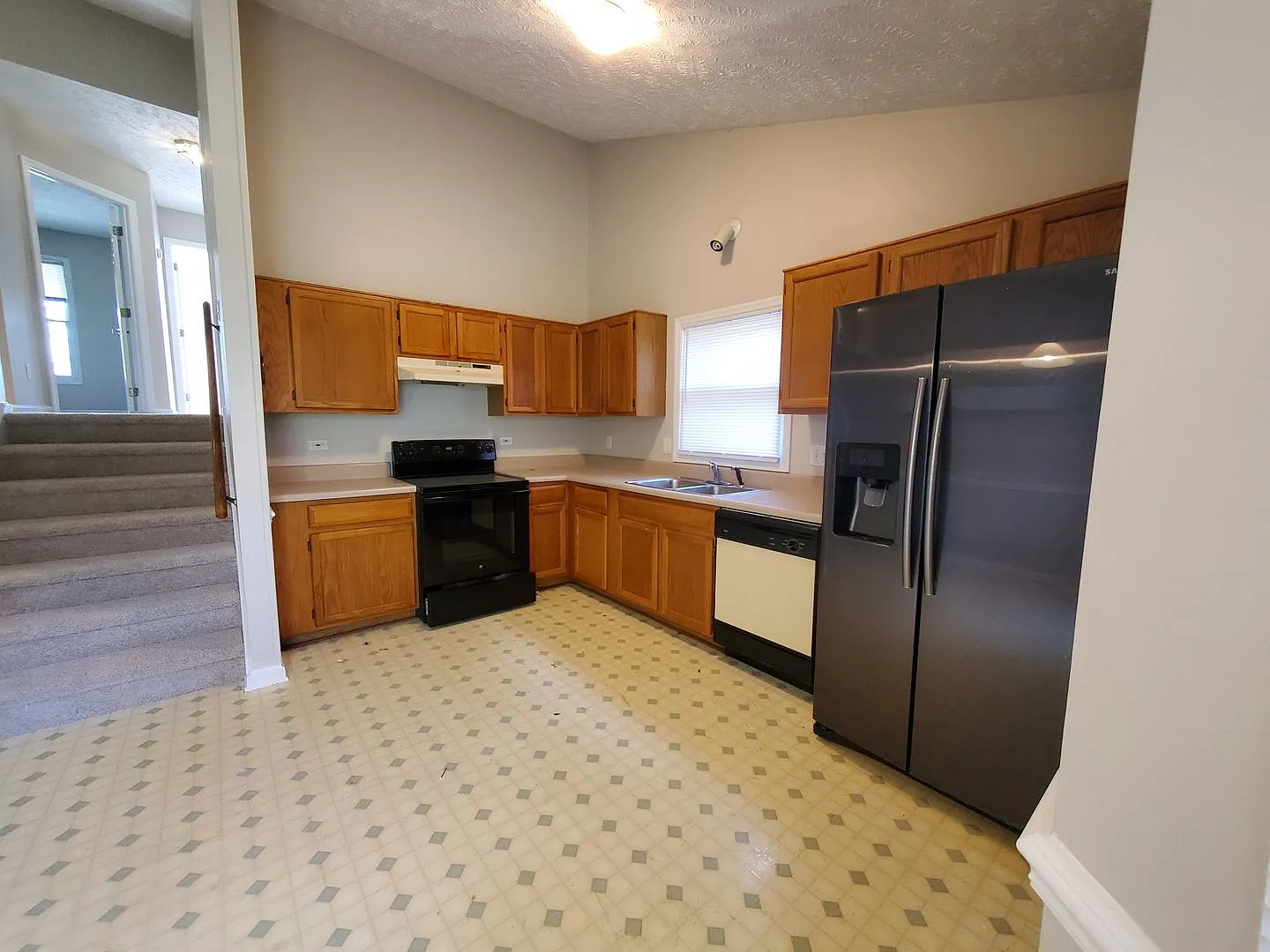700 Megan ~ Brookrun — Photo 3