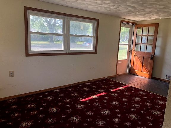 3rd image of 1500 Alicia Dr
