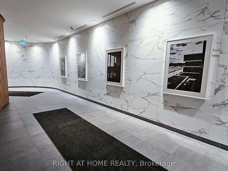 118 Varna Dr #101 — Photo 15
