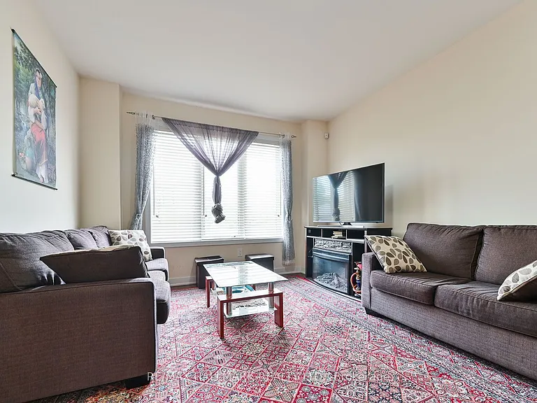 41 Anchusa Dr — Photo 10