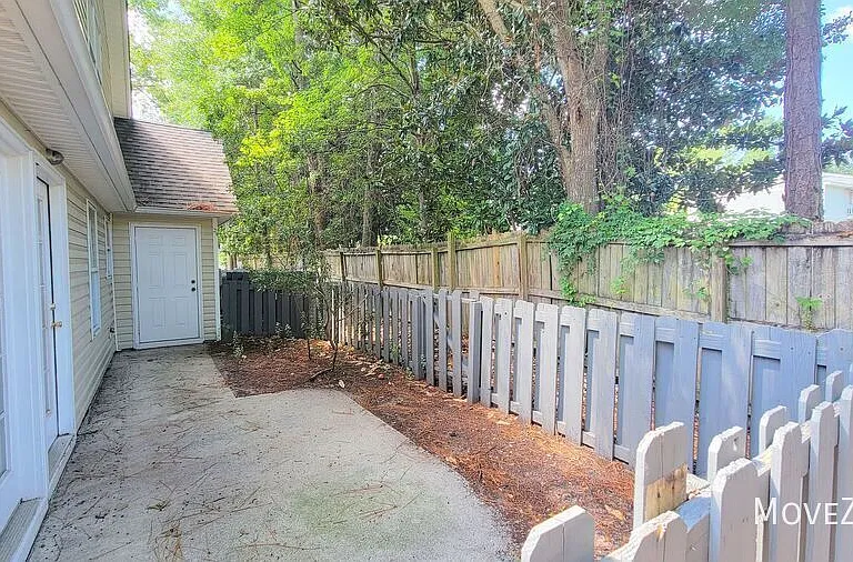 307 Saint Rosea Rd — Photo 29
