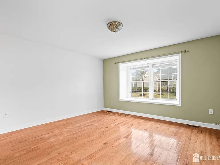 19 John Paul Jones Dr #B — Photo 13