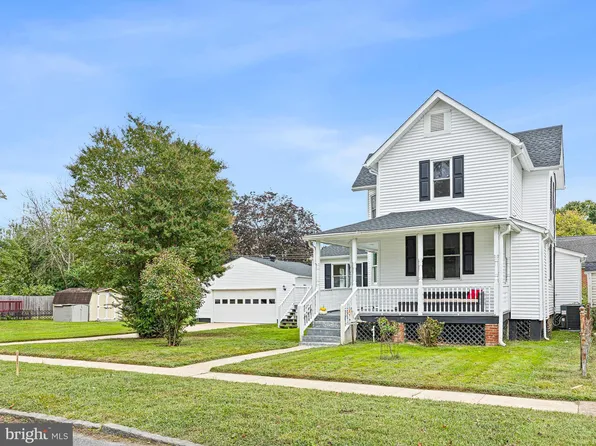 317 Washington St, Delaware City, DE 19706