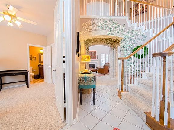 4th image of 3320 Birkshire Ln