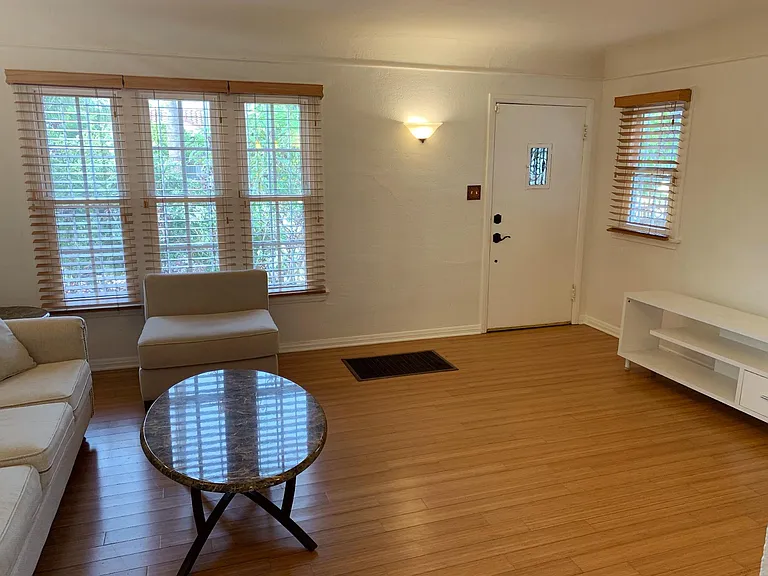 1226 S Highland Ave — Photo 7