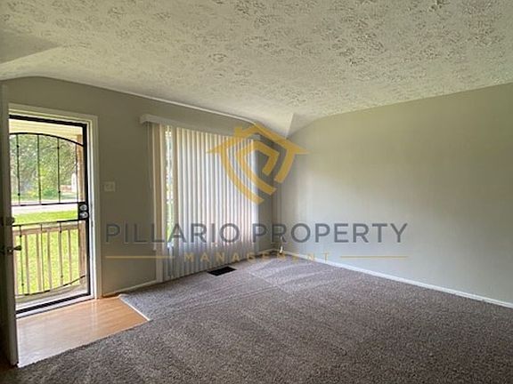 4th image of 4938 E 34th St