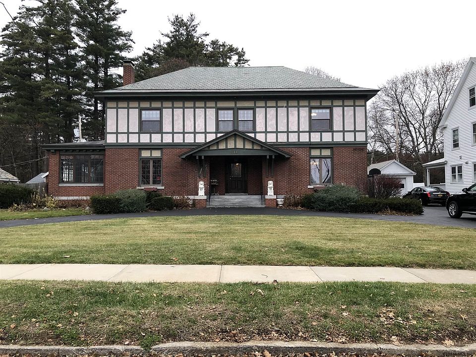 1st image of 11 Horicon Ave