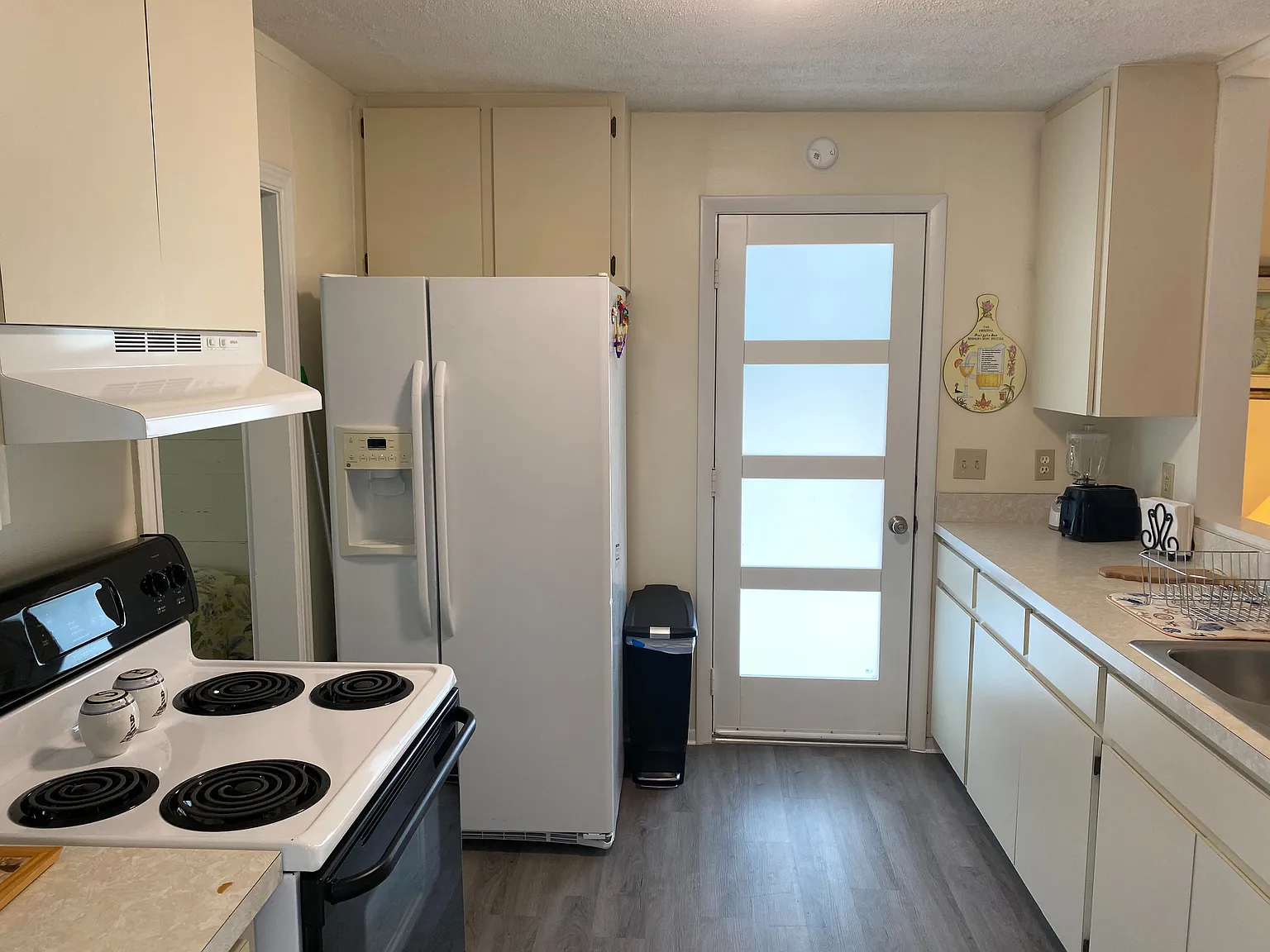 2 bed, 1145 sqft, $2,400 — Photo 2