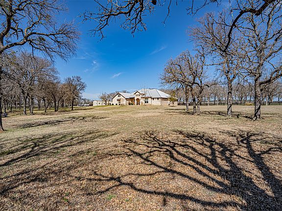 4th image of 3250 Neri Rd