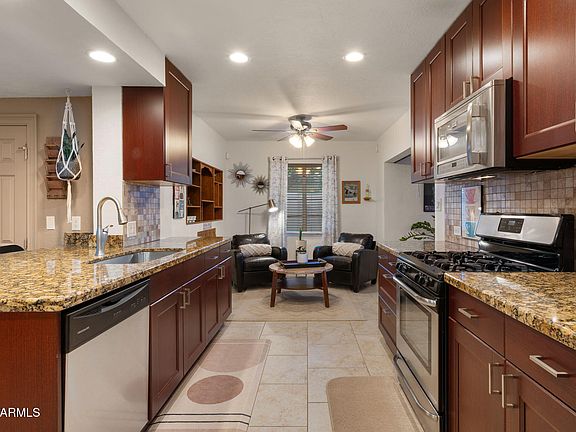 3rd image of 218 W ROMA Avenue