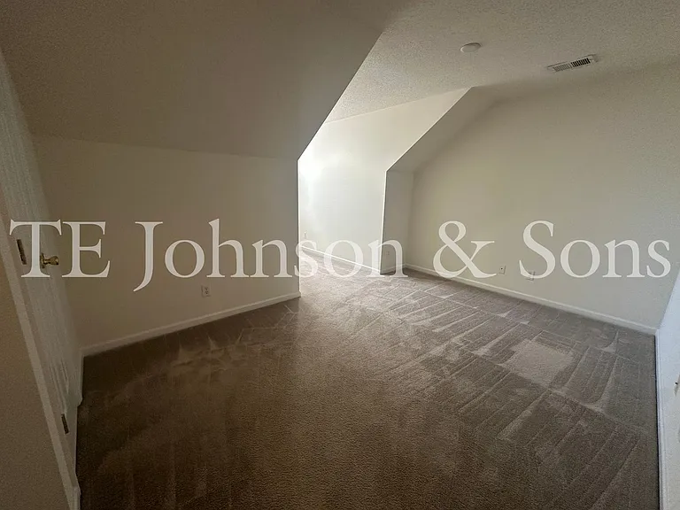 3351 Victoria Park Ln — Photo 15