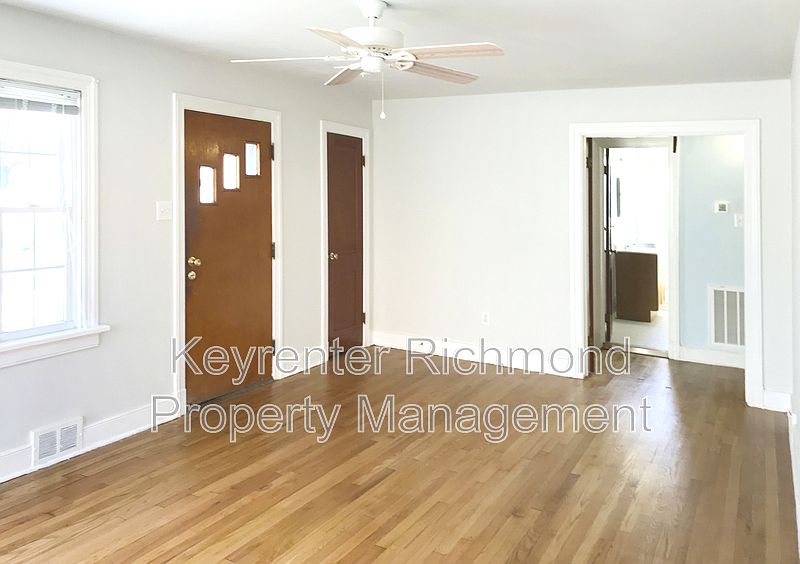 1st image of 7418 Wentworth Ave