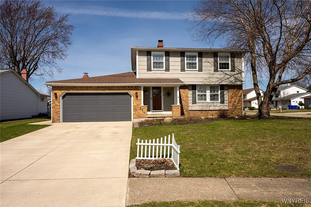 520 Meadow Dr photo 1