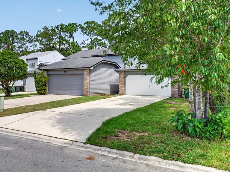 4427 Millstone Ct — Photo 2