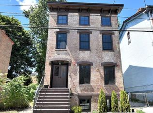 86 Lander St, Newburgh, NY 12550