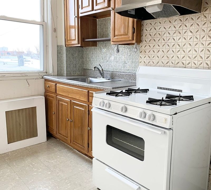 1st image of 22-17 Steinway St #2L