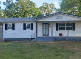 136 W Airport Rd, Diamond City, AR 72644
