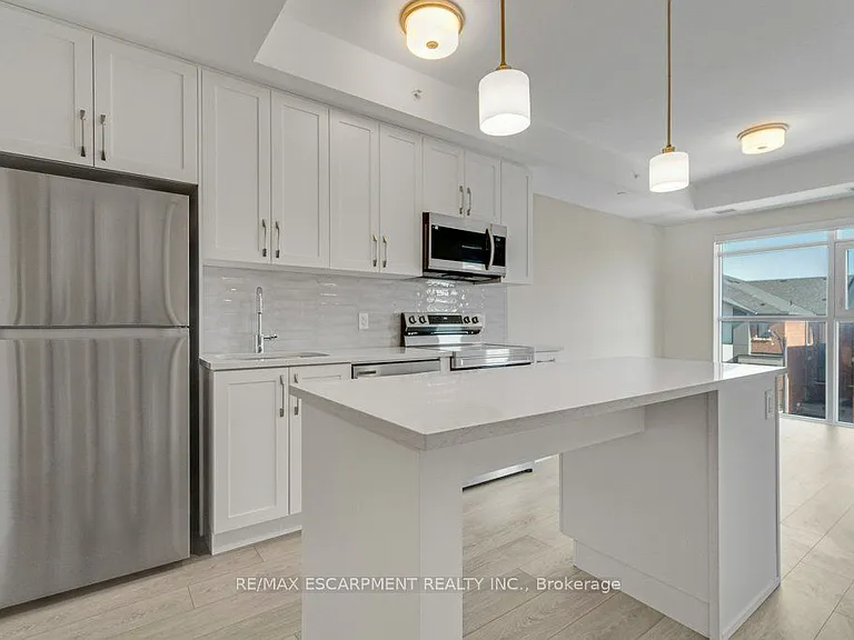 480 Gordon Krantz Ave #303 — Photo 12