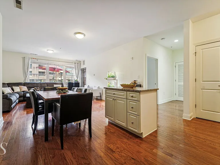20 Avenue At Port Imperial #113 — Photo 5