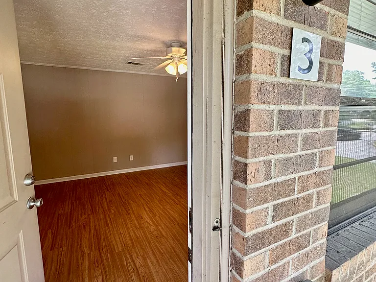 837 N Gay St #3 — Photo 4