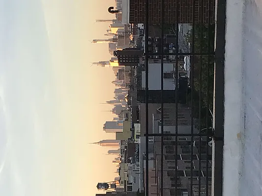 Rented by Manhattan Management LLC | media 50
