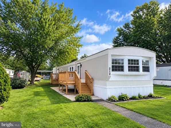 212 Harrison Ave, Williamstown, NJ 08094