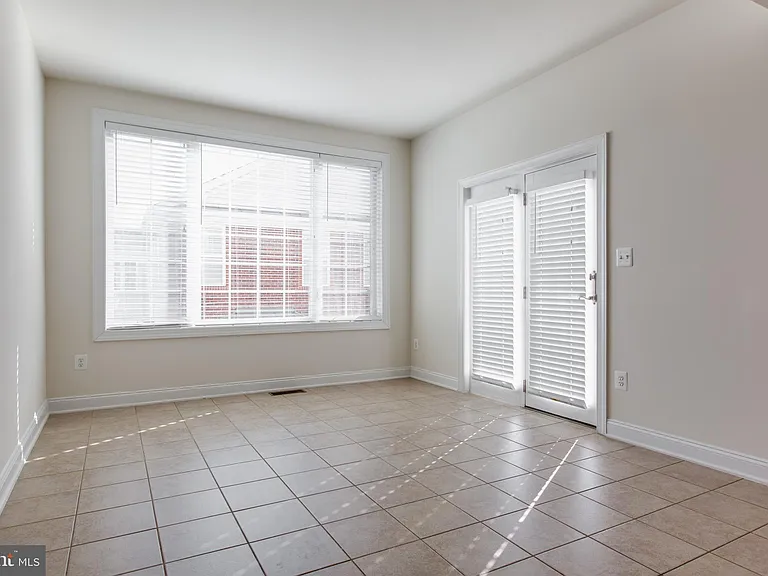 7757 Crystal Brook Way — Photo 18