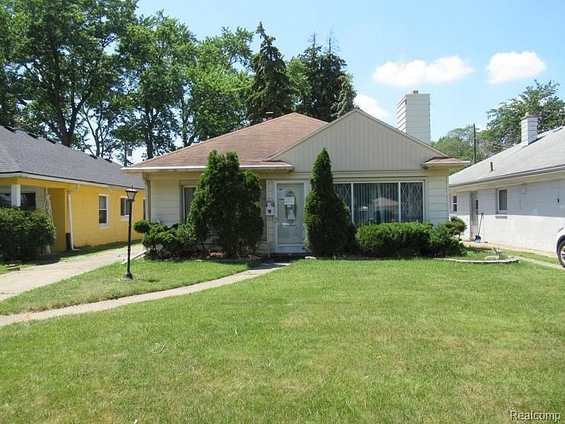 1st image of 7251 N Vernon St
