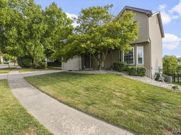 12860 Polo Parc Dr, Saint Louis, MO 63146