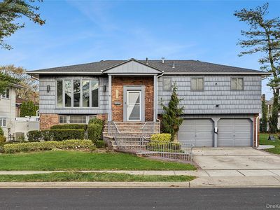 740 Eagle Drive, Valley Stream, NY, 11581