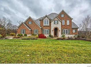 1506 Quail Hollow Ct, Ballwin, MO 63021