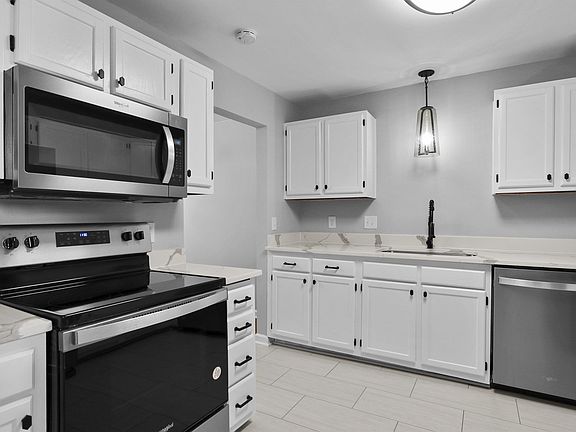 5th image of 627 Rutledge Ave #B
