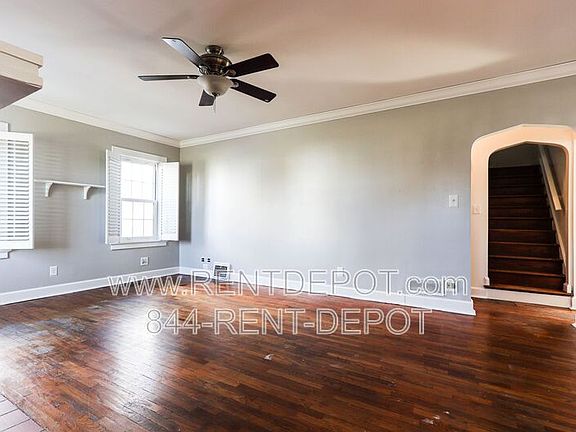 3rd image of 106 S Weinbach Ave