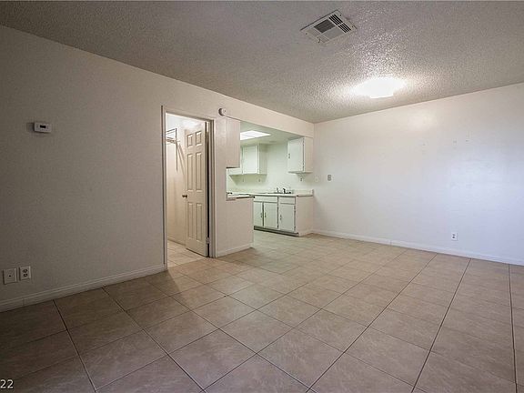 5th image of 433 N Lamb Blvd APT G