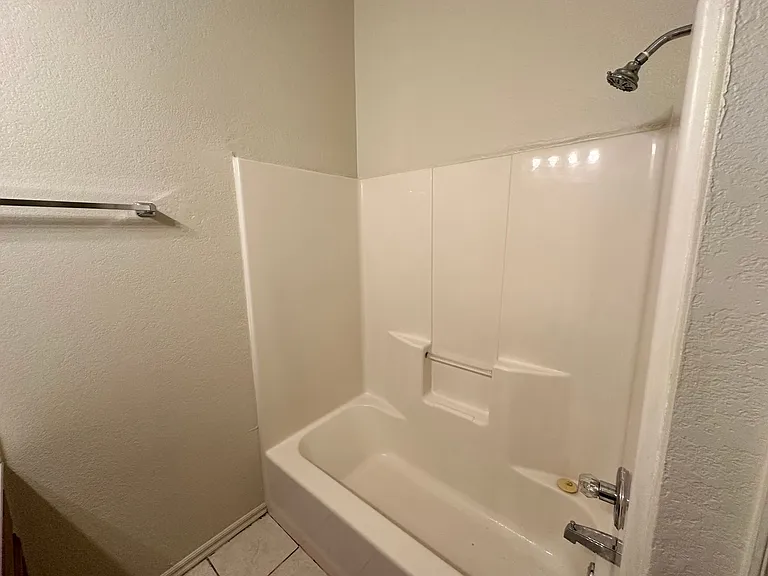 3201 Conestoga Dr — Photo 22