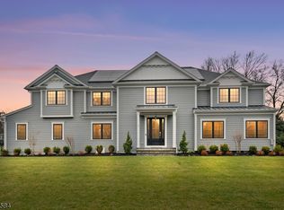 6 Castle Way, Basking Ridge, NJ 07920