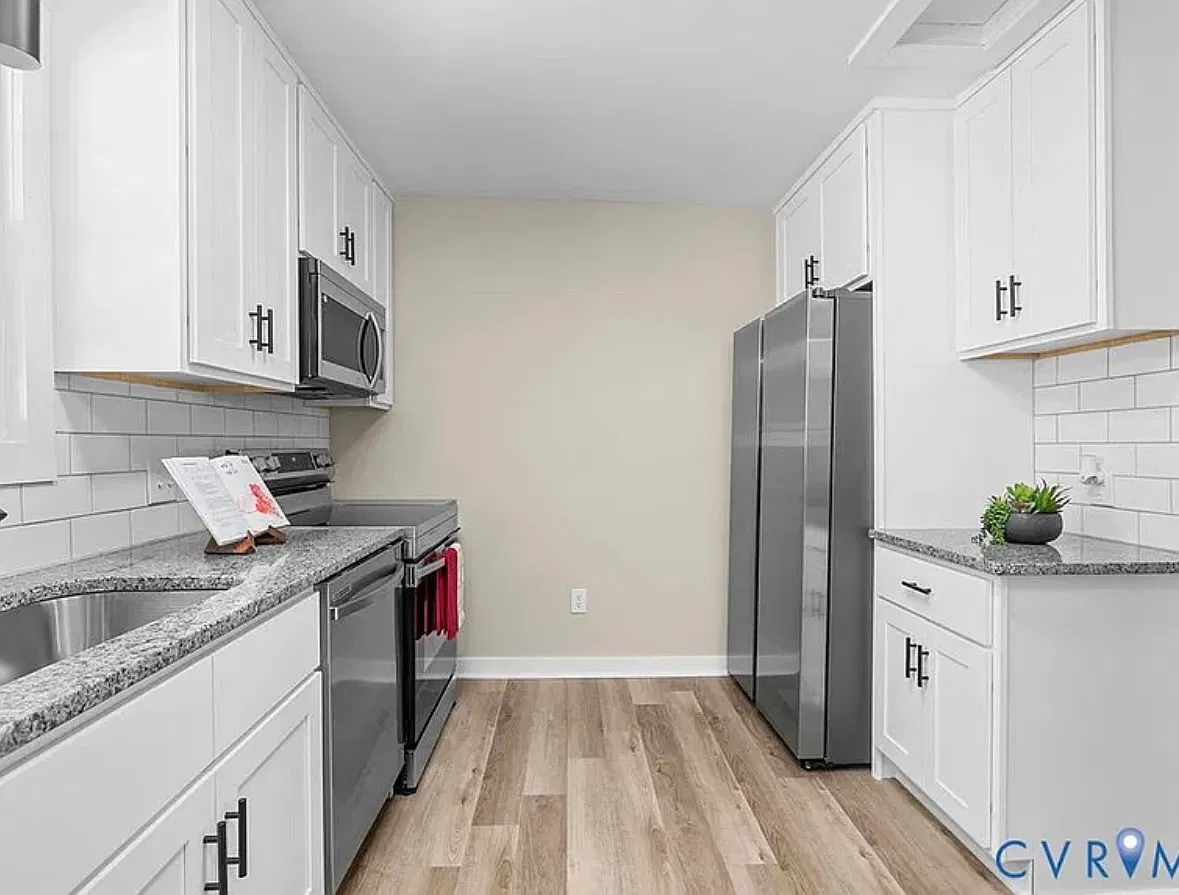 3 bed, 925 sqft, $2,000 — Photo 4